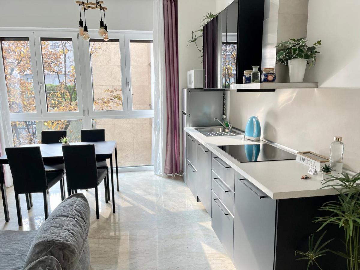 The White House, Modern Apartment In Center 밀라노 외부 사진