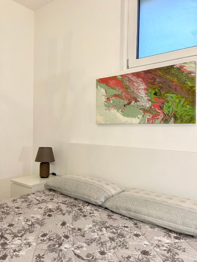 The White House, Modern Apartment In Center 밀라노 외부 사진
